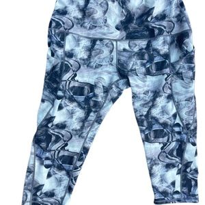 Plus size workout leggings